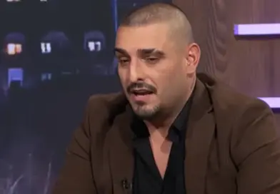 Darko Lazić nakon porodične tragedije pronašao snagu u djeci i porodici: Intimni trenuci iz doma privukli pažnju Darko Lazić nakon porodične tragedije pronašao snagu u djeci i porodici: Intimni trenuci iz doma privukli pažnju