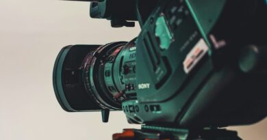 Kraj jedne ere na Radio Beogradu 202: RTS ukida emisiju Ode ponedeljak, oglasio se Dejan Cukić