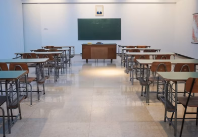 Turska: Pucnjava u školi u Šanliurfi, povređeno najmanje 13 osoba Turska: Pucnjava u školi u Šanliurfi, povređeno najmanje 13 osoba