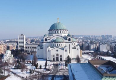Veliko interesovanje vernika za poklonjenje Pojasu Presvete Bogorodice u Hramu Svetog Save
