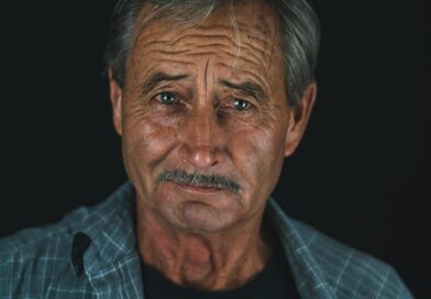 Dan nakon razvoda pozvao ju je bivši svekar: Razgovor koji je promenio način na koji je gledala na svoj brak