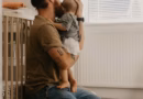 Godinu dana nakon što ga je otac izbacio iz kuće, moj sin se vratio sa bebom i koferom punim dokaza o dvostrukom životu