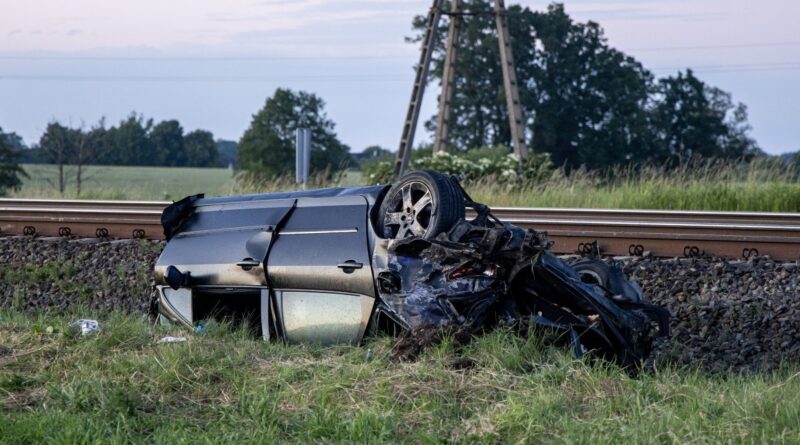 Teška nesreća kod Tavankuta: Žena poginula nakon što je automobilom udarila u kamion