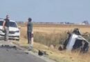 Teška saobraćajna nezgoda između Melenaca i Bašaida: Kamion i automobil završili prevrnuti u njivi
