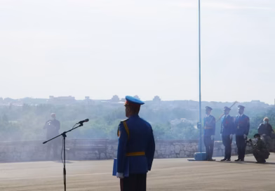 Gradonačelnik Banje Luke Draško Stanivuković našao se u centru pažnje javnosti nakon što je prisustvovao sahrani Ratka Mladića u Beogradu. Posebnu pažnju izazvala je poruka koju je tom prilikom objavio na društvenim mrežama.