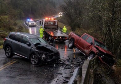 Teška saobraćajna nesreća kod Priboja: U sudaru učestvovala tri automobila, više osoba povređeno